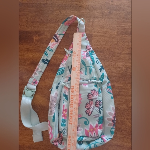 Vera Bradley Floral Women's Bag - Picture 2 of 9